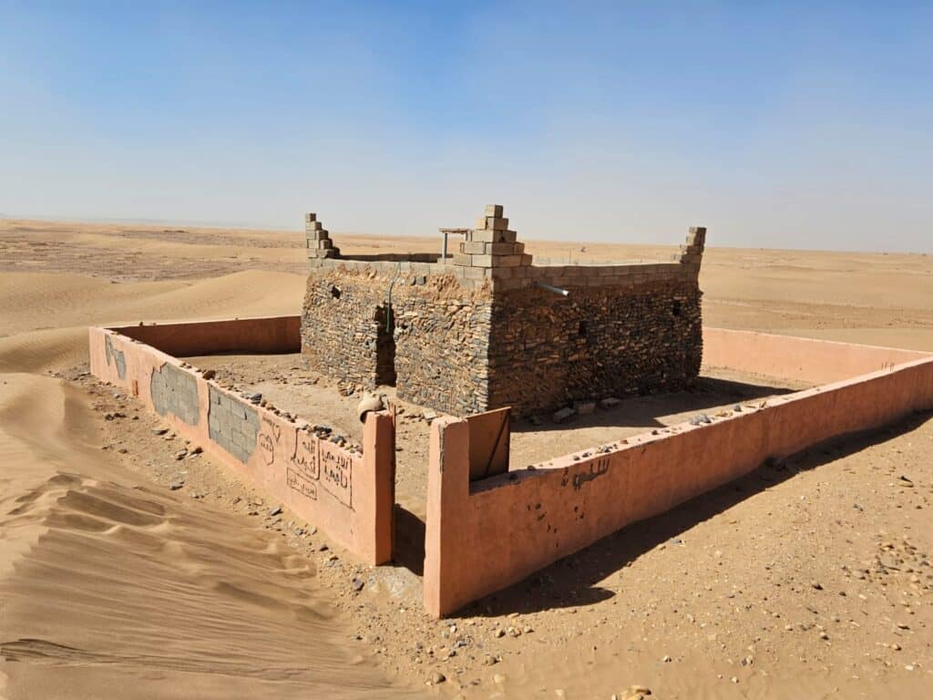 Day 3 | Sidi Naji: the beginning of our desert trek